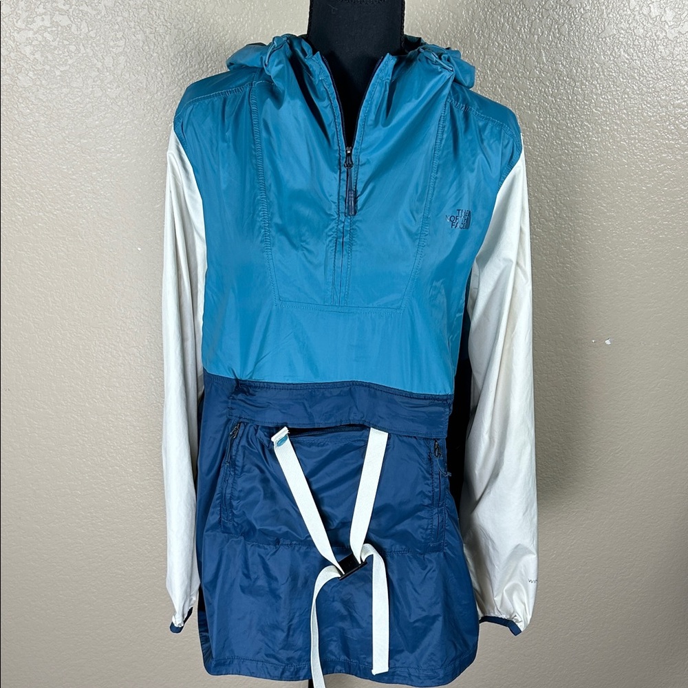 The North Face Colorblock Hooded WindbreakerJacket Women’s  Large Like New